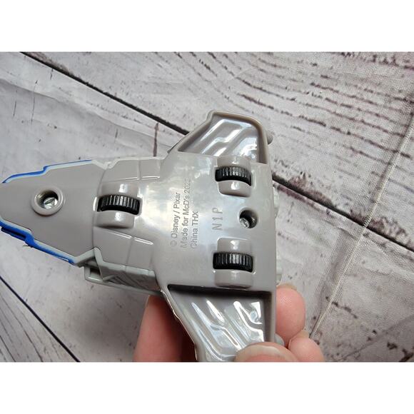 McDonalds Happy Meal Buzz Light Year Space Disney Pixar 2022 Action Figure Toy - Picture 5 of 5